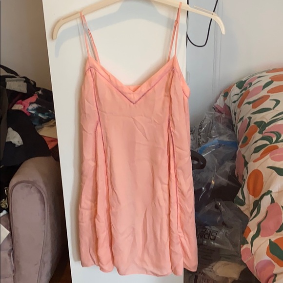 Elizabeth and James Dresses & Skirts - Amazing Elizabeth and James dress